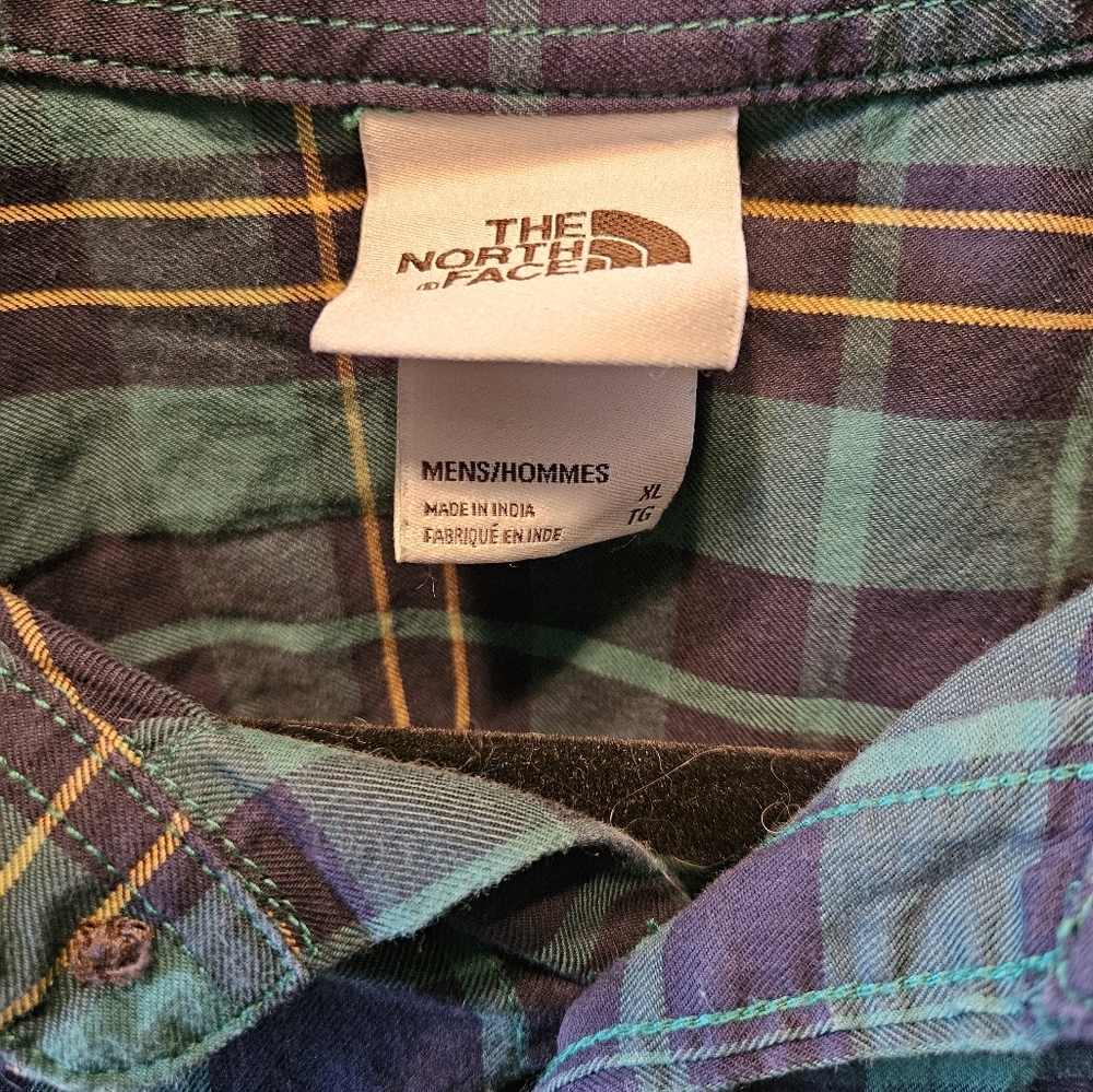 The North Face XL Plaid Button Up - Picture 2 of 3
